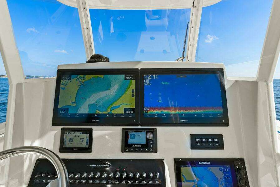 2023 Cobia 30 Center Console