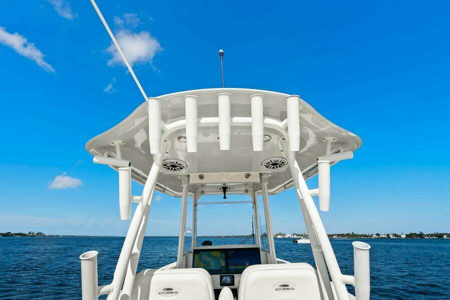 2023 Cobia 30 Center Console