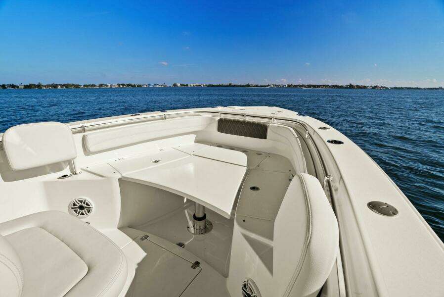 2023 Cobia 30 Center Console
