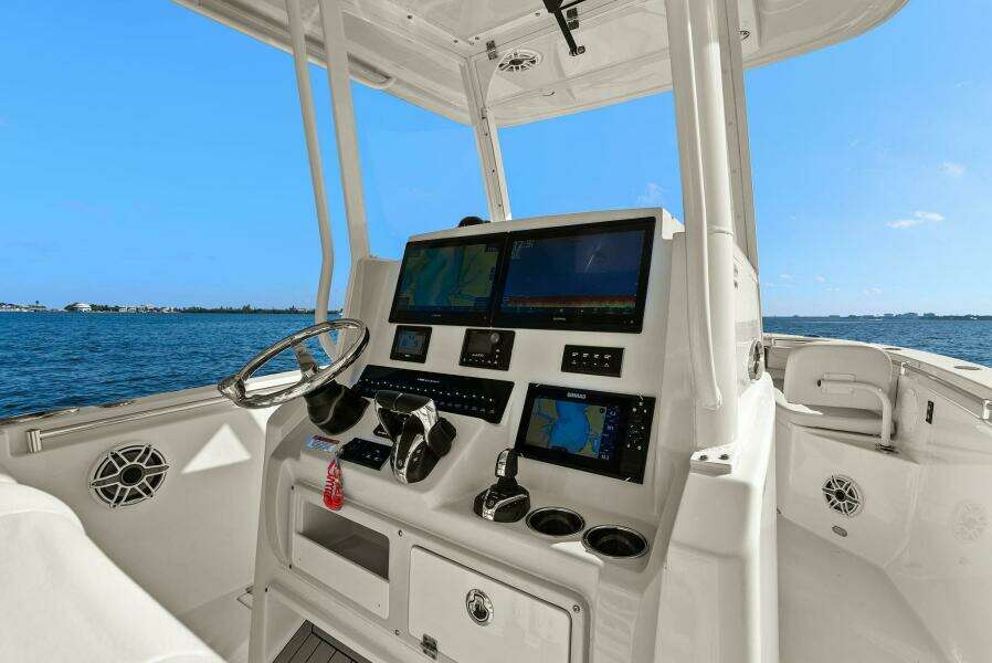 2023 Cobia 30 Center Console