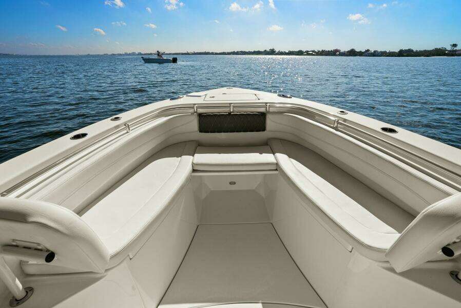 2023 Cobia 30 Center Console