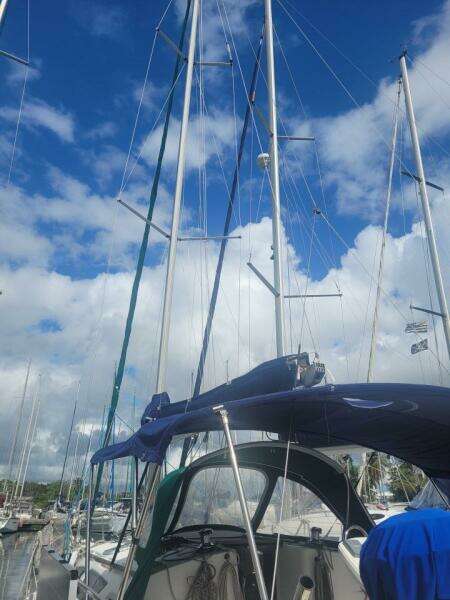 Ealu 35ft Jeanneau Yacht For Sale