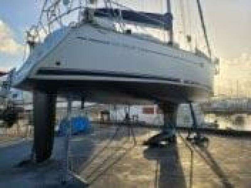 Ealu 35ft Jeanneau Yacht For Sale