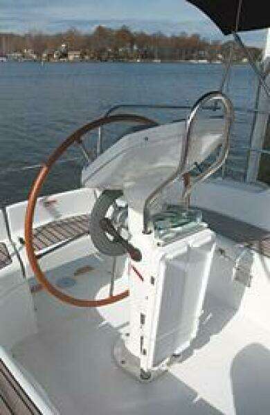 Ealu 35ft Jeanneau Yacht For Sale