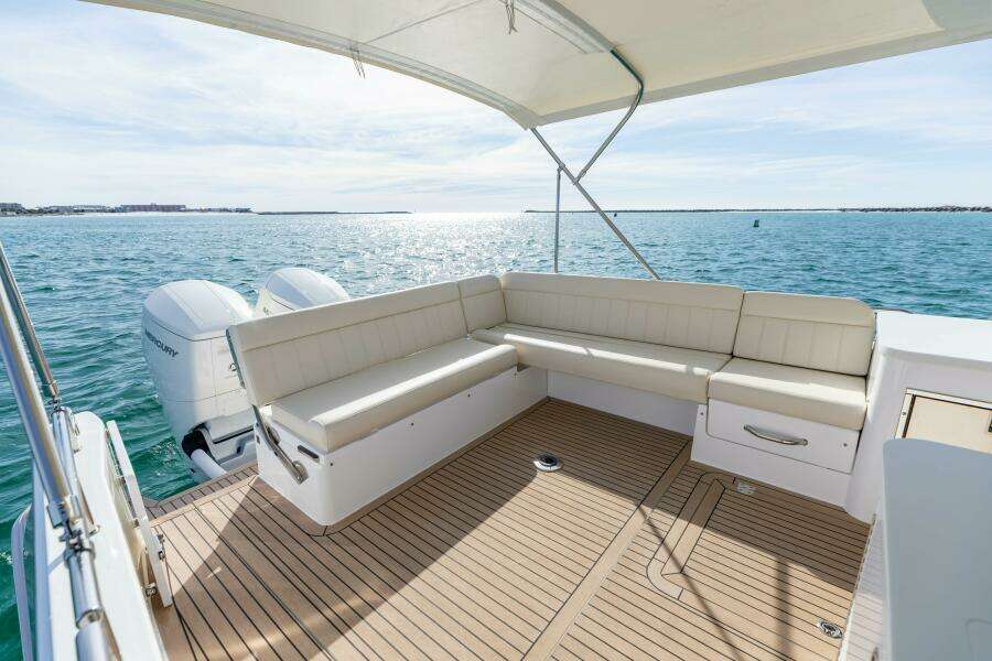 2025 MJM 4 46- Aft Deck