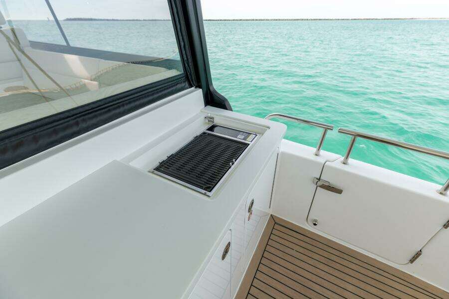 2025 MJM 4 46- Aft Deck