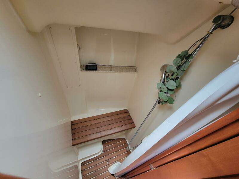 Slip Aweigh 49ft Hunter Yacht For Sale