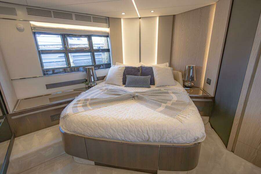 Asymmetry 59ft Azimut Yacht For Sale Asymmetry 59ft Azimut Yacht For Sale