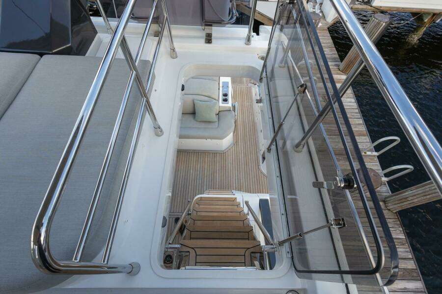 Asymmetry 59ft Azimut Yacht For Sale Asymmetry 59ft Azimut Yacht For Sale