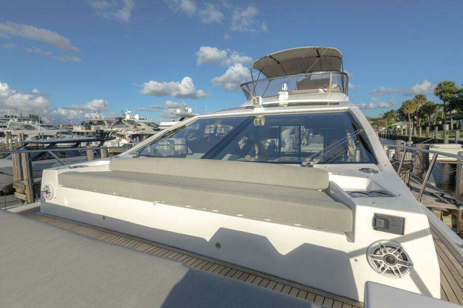 Asymmetry 59ft Azimut Yacht For Sale Asymmetry 59ft Azimut Yacht For Sale