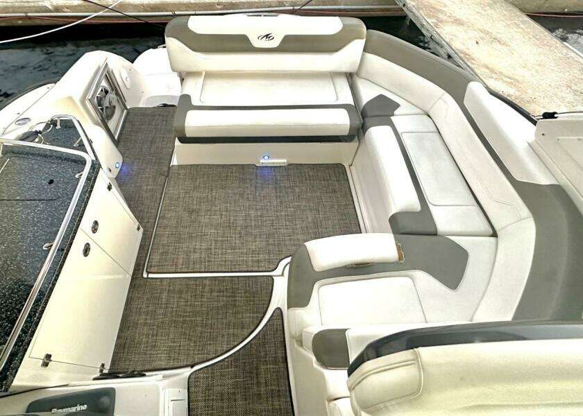 40ft Monterey Yacht For Sale