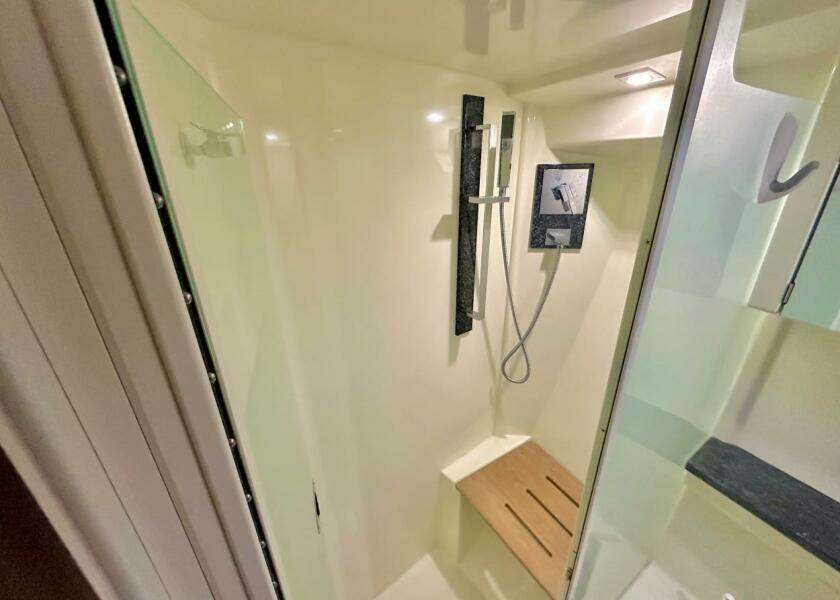 40ft Monterey Yacht For Sale
