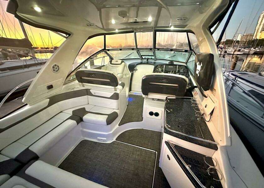 40ft Monterey Yacht For Sale