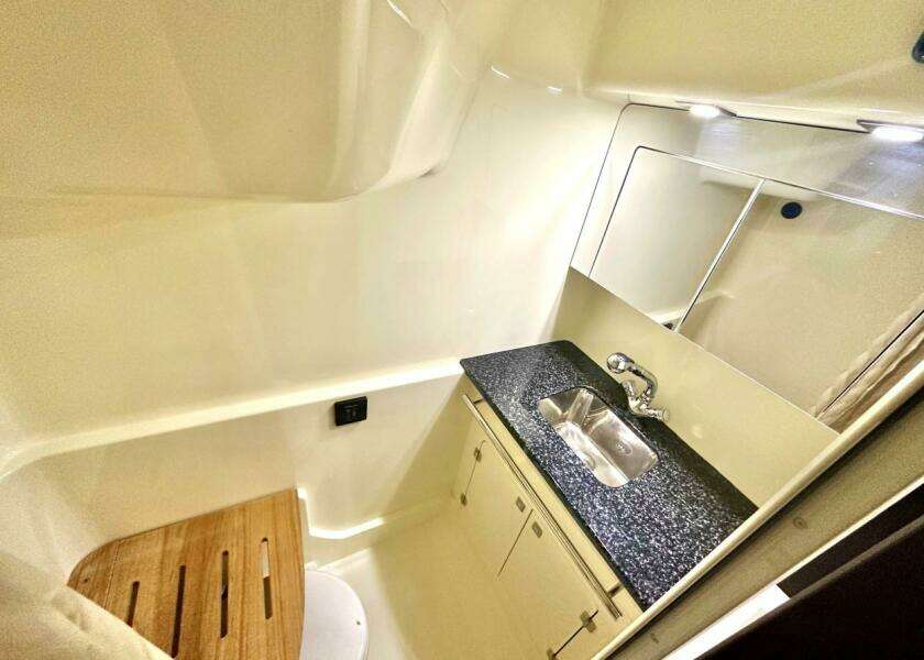40ft Monterey Yacht For Sale