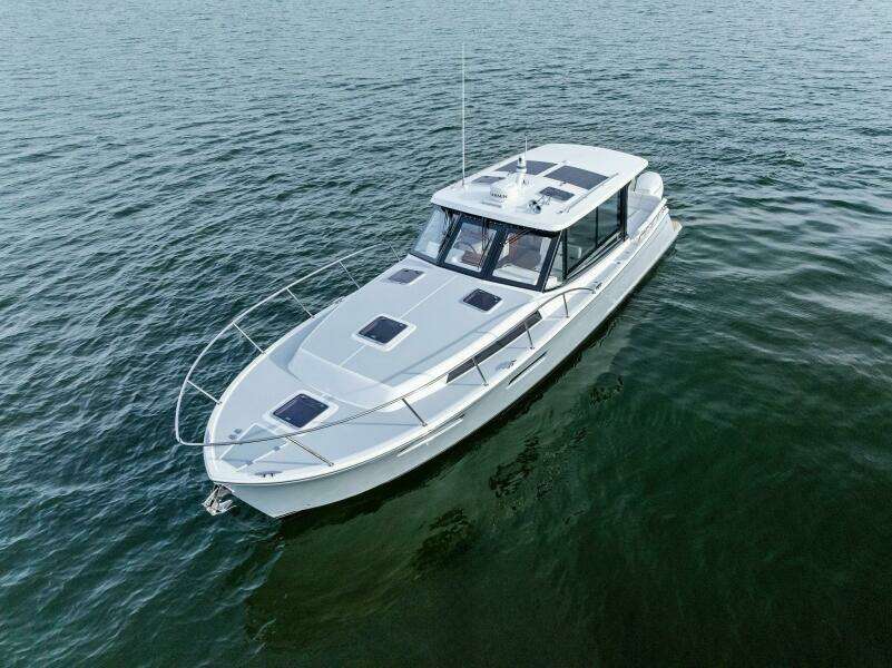 MJM 42 2025 - Profile