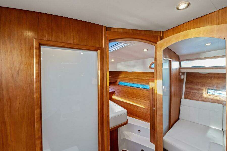 MJM 42 2025 - Stateroom