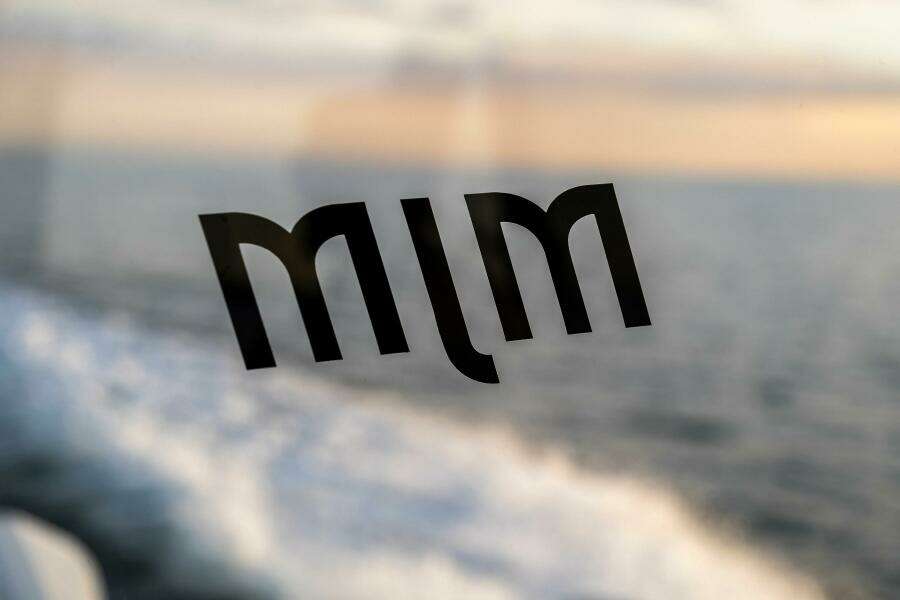 MJM 42 2025 - Profile