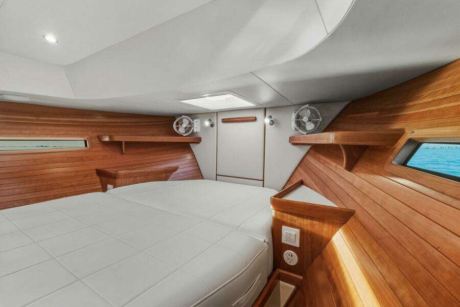 MJM 42 2025 - Stateroom 