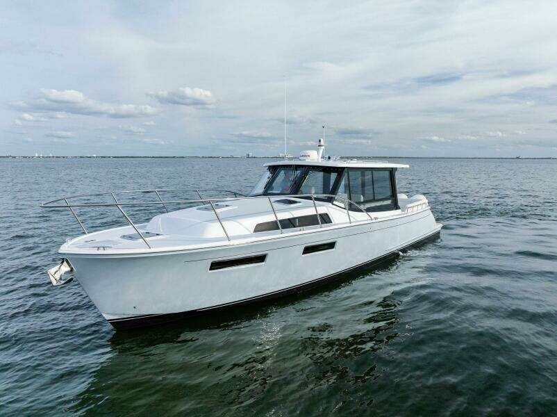 MJM 42 2025 - Profile