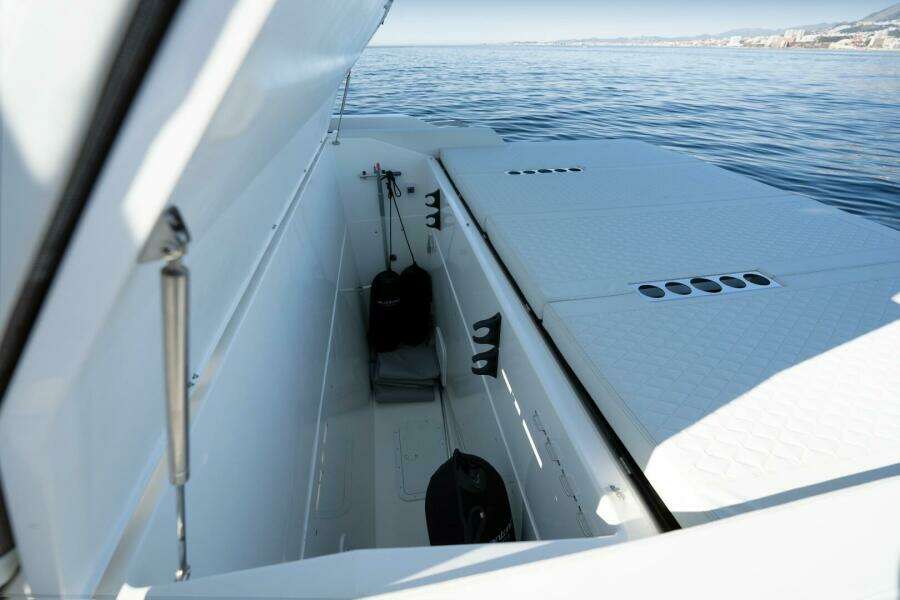 50ft De Antonio Yacht For Sale 50ft De Antonio Yacht For Sale