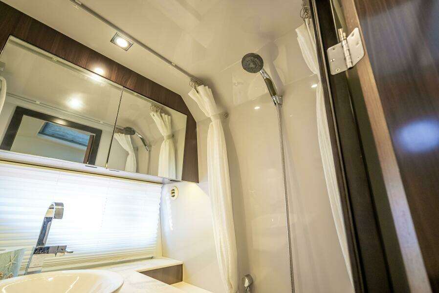 Walking on Water 38ft Cruisers Yachts Yacht For Sale Walking on Water 38ft Cruisers Yachts Yacht For Sale
