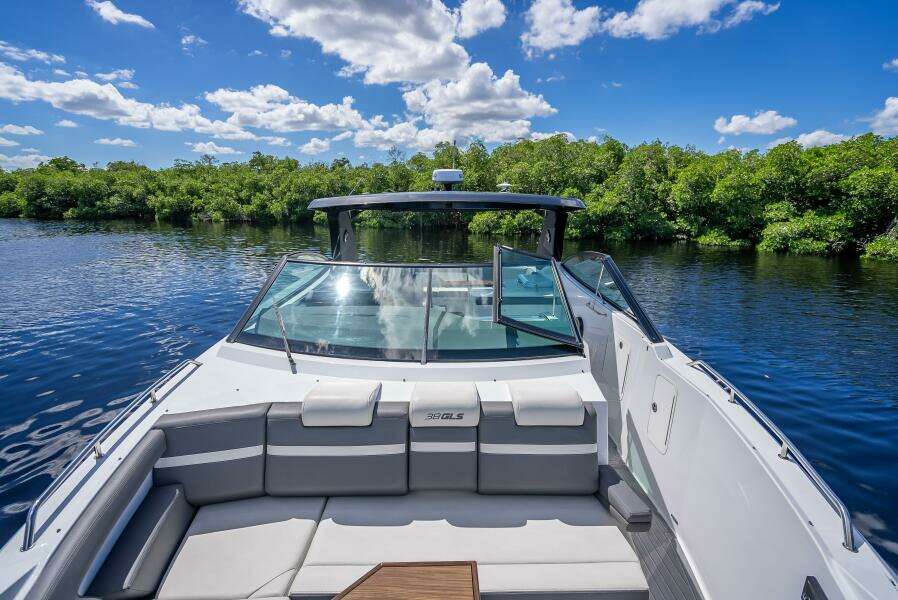 Walking on Water 38ft Cruisers Yachts Yacht For Sale Walking on Water 38ft Cruisers Yachts Yacht For Sale