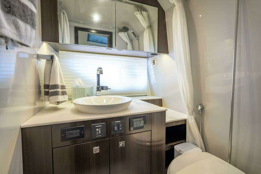 Walking on Water 38ft Cruisers Yachts Yacht For Sale Walking on Water 38ft Cruisers Yachts Yacht For Sale