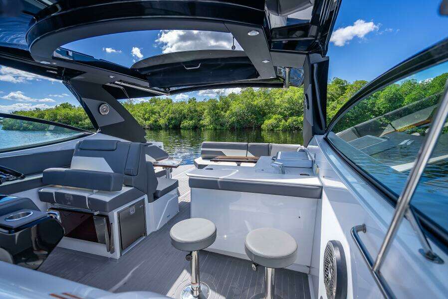Walking on Water 38ft Cruisers Yachts Yacht For Sale Walking on Water 38ft Cruisers Yachts Yacht For Sale
