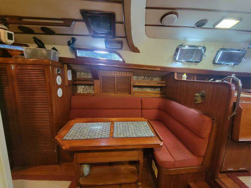 Searcher 42ft Tayana Yacht For Sale Searcher 42ft Tayana Yacht For Sale