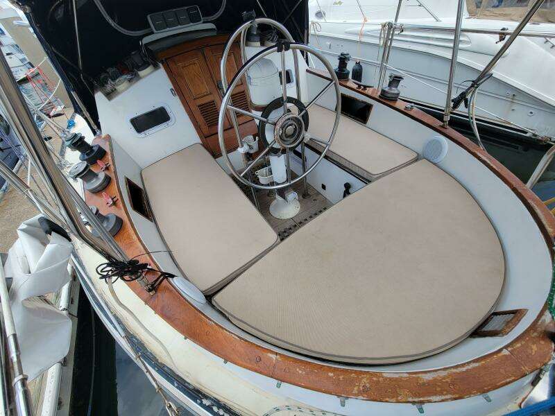 Searcher 42ft Tayana Yacht For Sale Searcher 42ft Tayana Yacht For Sale