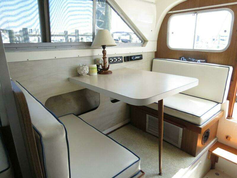 28ft Bertram Yacht For Sale