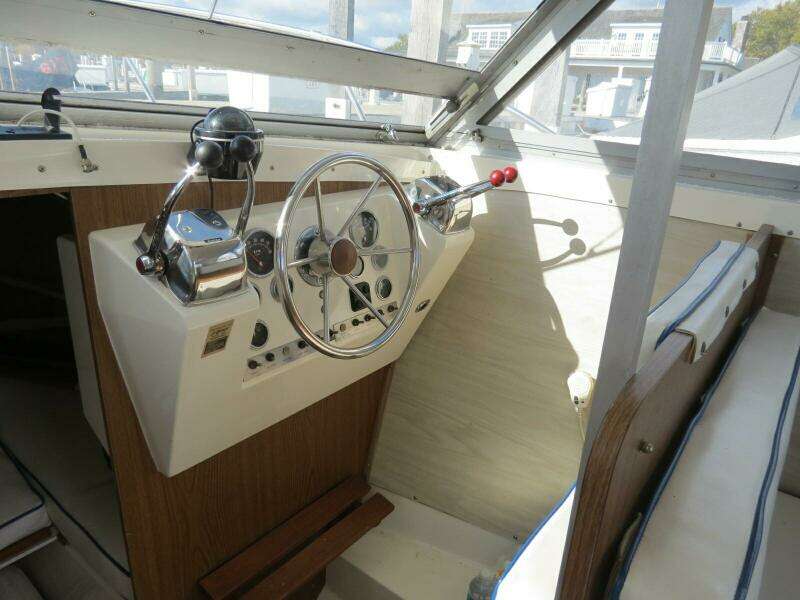 28ft Bertram Yacht For Sale