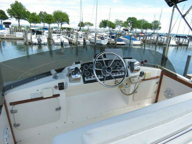 28ft Bertram Yacht For Sale