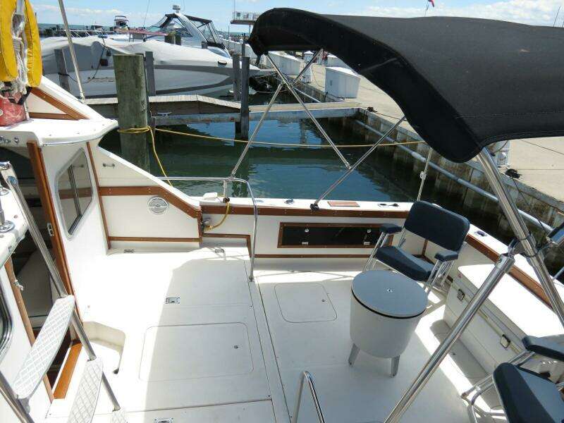 28ft Bertram Yacht For Sale