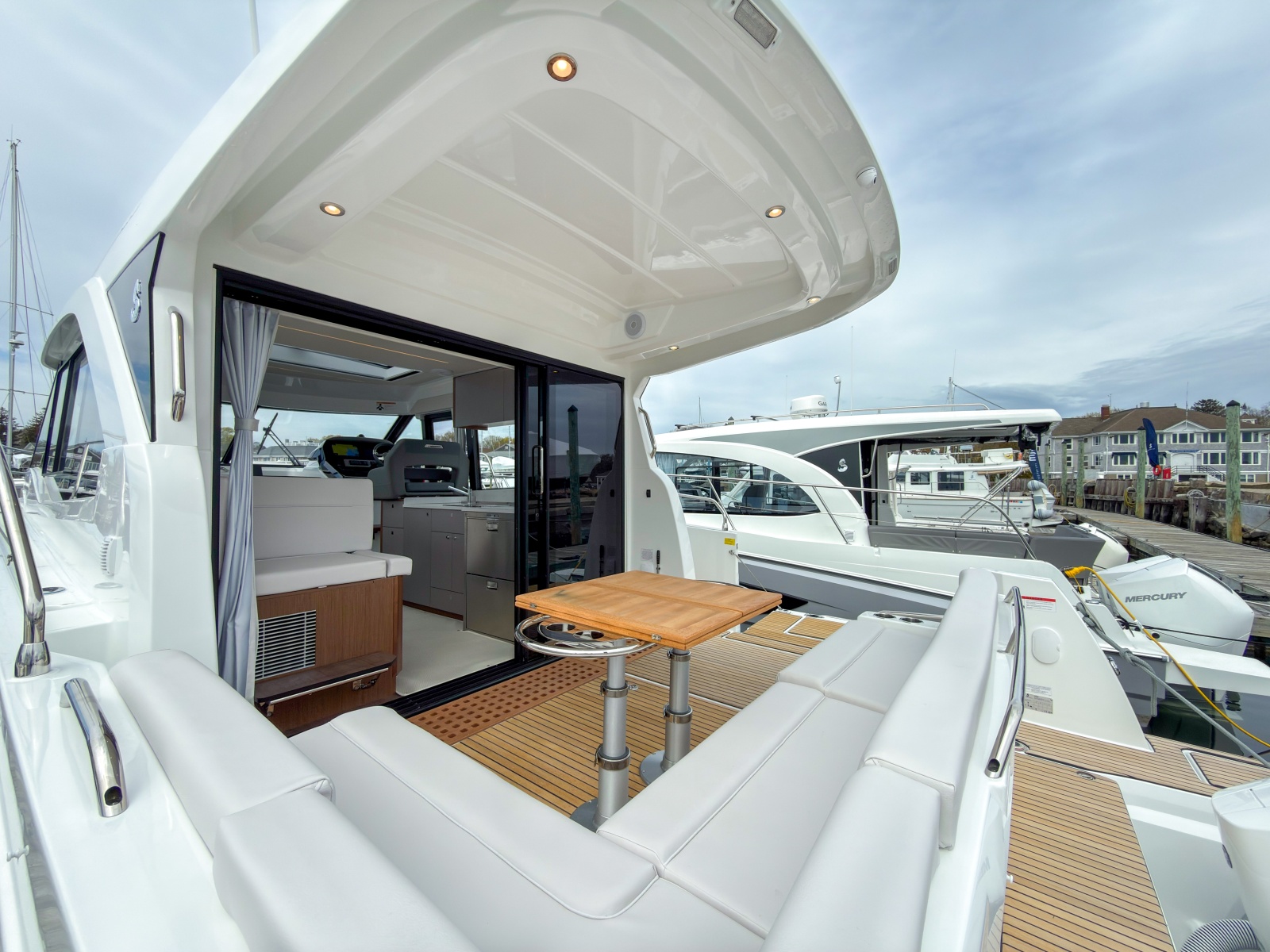 2026 Beneteau Antares 12 Coupe