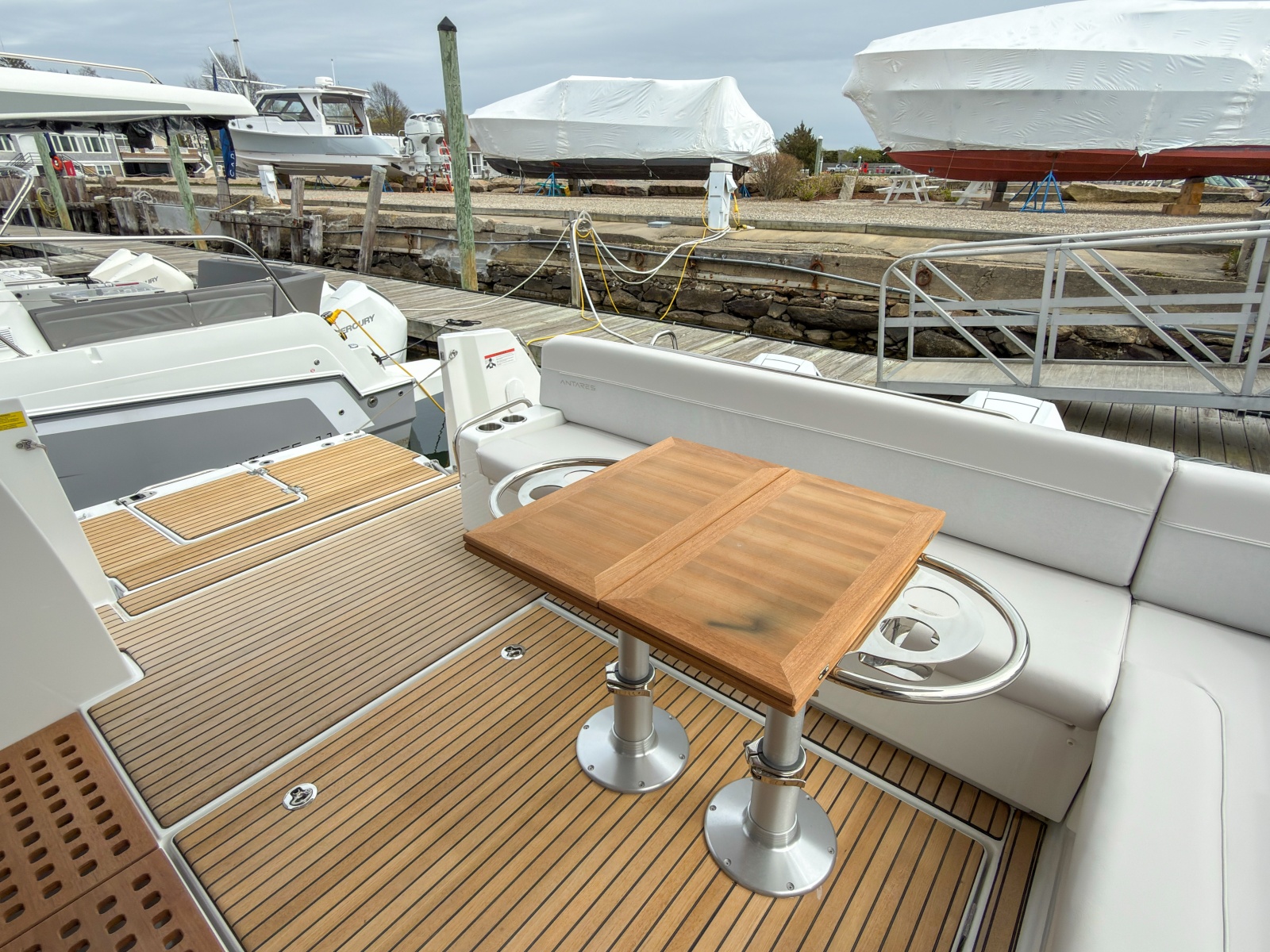 2026 Beneteau Antares 12 Coupe