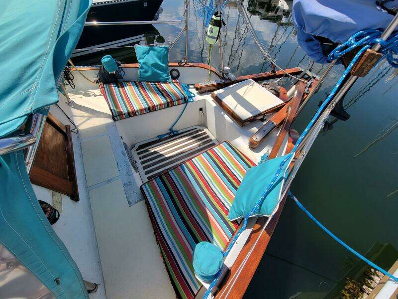 Wild Flowers 32ft Westsail Yacht For Sale Wild Flowers 32ft Westsail Yacht For Sale