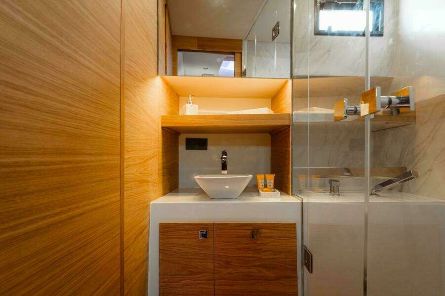 50ft De Antonio Yacht For Sale 50ft De Antonio Yacht For Sale