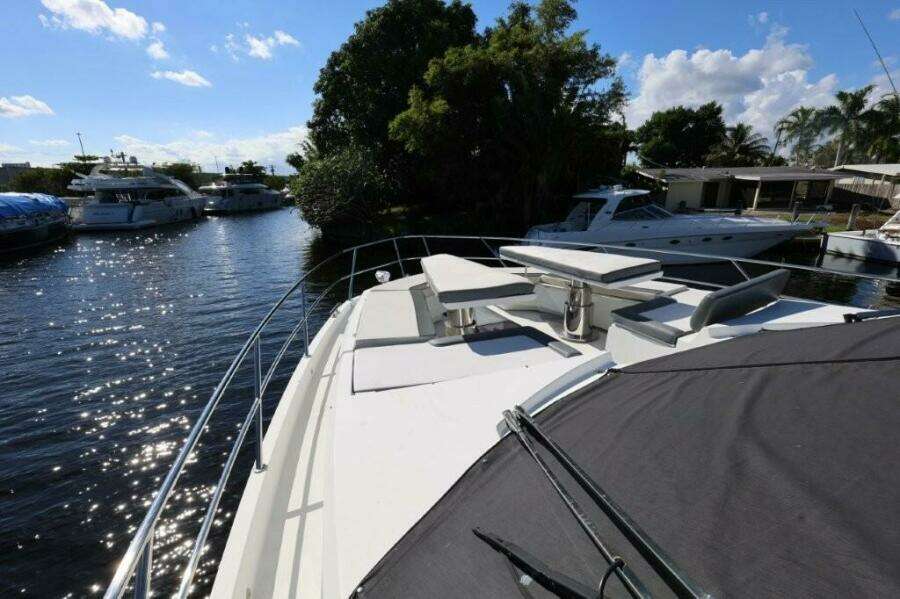68ft Galeon Yacht For Sale