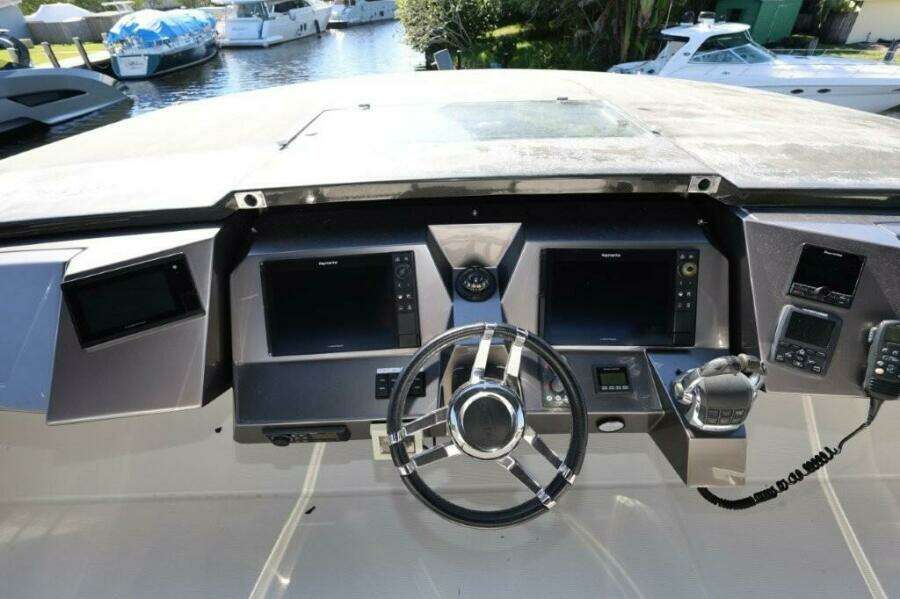68ft Galeon Yacht For Sale