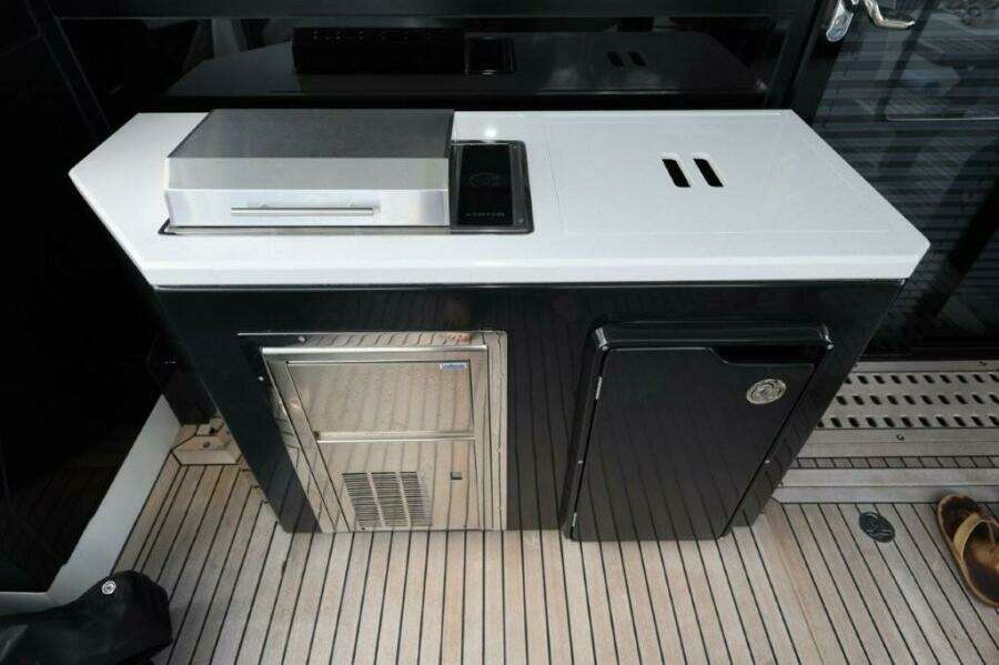 68ft Galeon Yacht For Sale