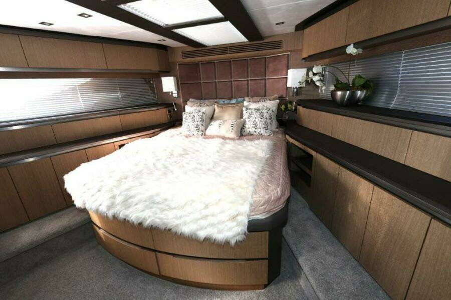68ft Galeon Yacht For Sale
