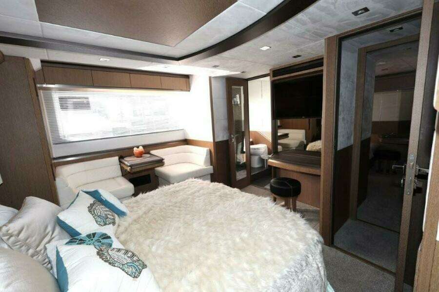 68ft Galeon Yacht For Sale