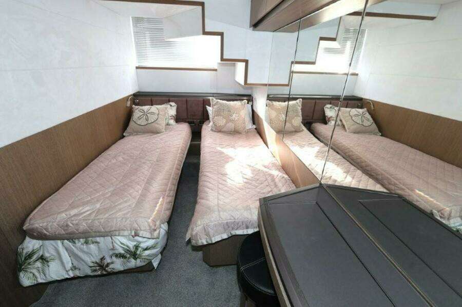 68ft Galeon Yacht For Sale