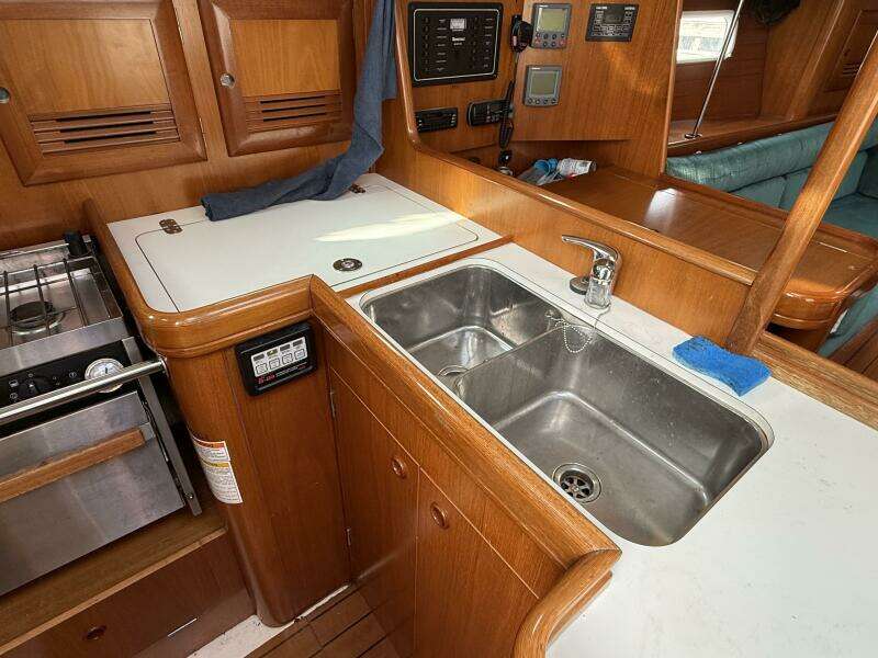 36ft Beneteau Yacht For Sale 36ft Beneteau Yacht For Sale