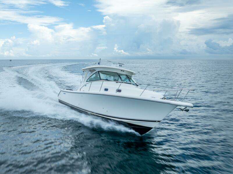 36ft Pursuit Yacht For Sale 36ft Pursuit Yacht For Sale