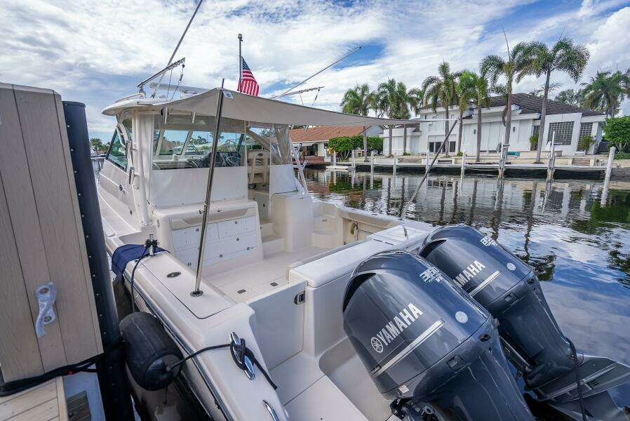 36ft Pursuit Yacht For Sale 36ft Pursuit Yacht For Sale