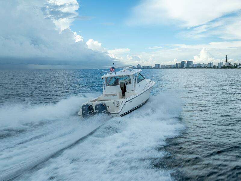 36ft Pursuit Yacht For Sale 36ft Pursuit Yacht For Sale