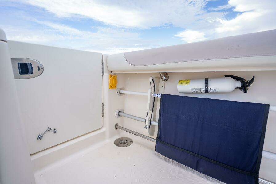36ft Pursuit Yacht For Sale 36ft Pursuit Yacht For Sale