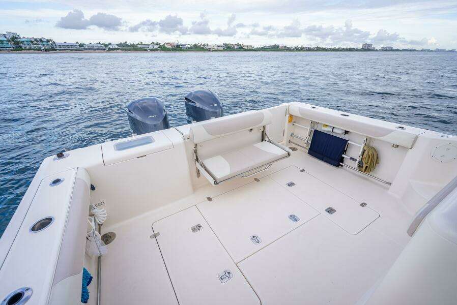 36ft Pursuit Yacht For Sale 36ft Pursuit Yacht For Sale